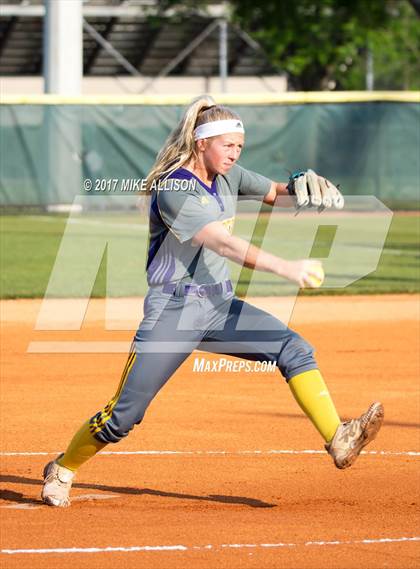 Thumbnail 3 in East Ridge vs Chattanooga Central photogallery.