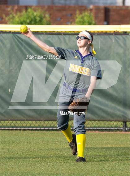 Thumbnail 2 in East Ridge vs Chattanooga Central photogallery.