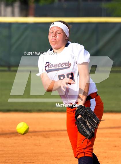 Thumbnail 3 in East Ridge vs Chattanooga Central photogallery.