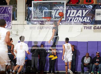 Thumbnail 1 in Cannon vs. IMG Academy (John Wall Holiday Invitational) photogallery.