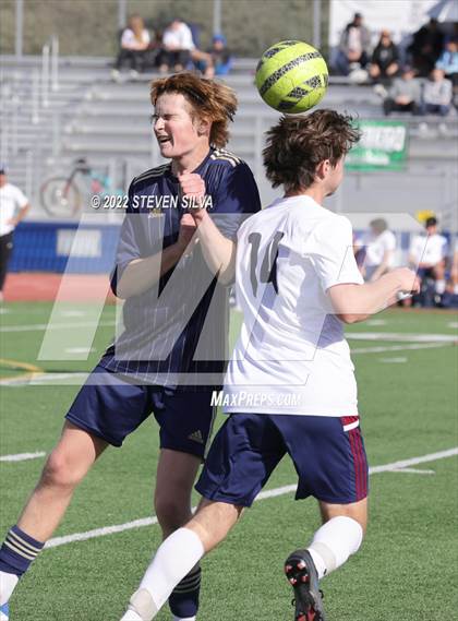 Thumbnail 2 in La Costa Canyon vs. Steele Canyon (44th Annual Grossmont Holiday Tournament) photogallery.