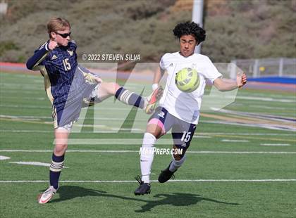 Thumbnail 2 in La Costa Canyon vs. Steele Canyon (44th Annual Grossmont Holiday Tournament) photogallery.