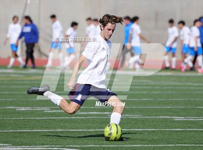 Thumbnail 3 in La Costa Canyon vs. Steele Canyon (44th Annual Grossmont Holiday Tournament) photogallery.