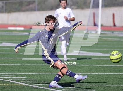 Thumbnail 2 in La Costa Canyon vs. Steele Canyon (44th Annual Grossmont Holiday Tournament) photogallery.