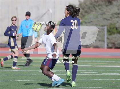 Thumbnail 2 in La Costa Canyon vs. Steele Canyon (44th Annual Grossmont Holiday Tournament) photogallery.