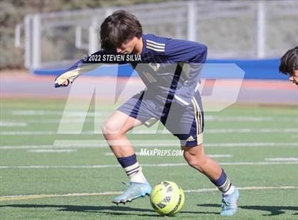 Thumbnail 2 in La Costa Canyon vs. Steele Canyon (44th Annual Grossmont Holiday Tournament) photogallery.