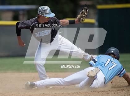 Thumbnail 2 in Valor Christian vs. Pueblo West (CHSAA 4A State Final) photogallery.