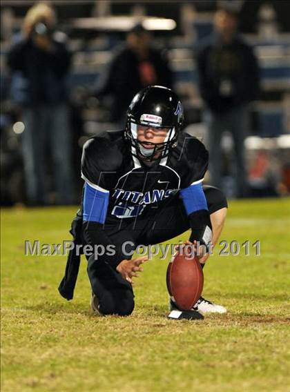 Thumbnail 3 in Frontier vs. Hoover (CIF CS D2 Playoffs) photogallery.