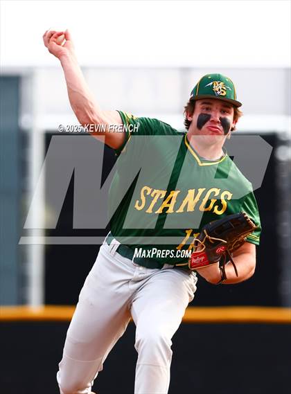 Thumbnail 1 in Manitou Springs @ Milwaukie/Milwaukie Academy of the Arts (Coach Bob Invitational) photogallery.
