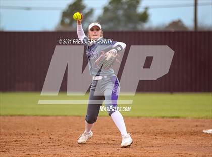 Thumbnail 1 in Farmersville @ Whitesboro photogallery.