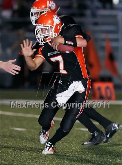 Thumbnail 1 in Edwardsville vs. East photogallery.