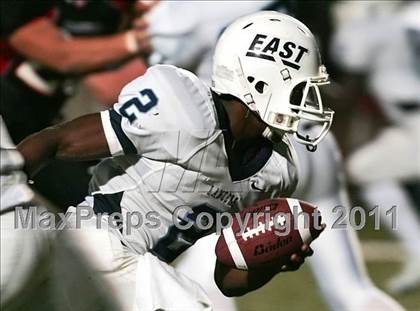 Thumbnail 2 in Edwardsville vs. East photogallery.