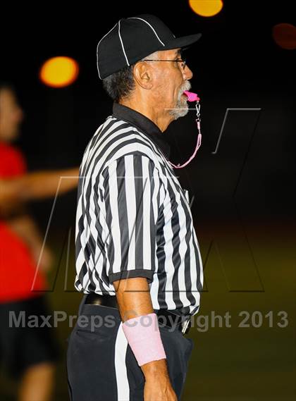 Thumbnail 3 in Santa Clarita Christian vs. Capistrano Valley Christian photogallery.