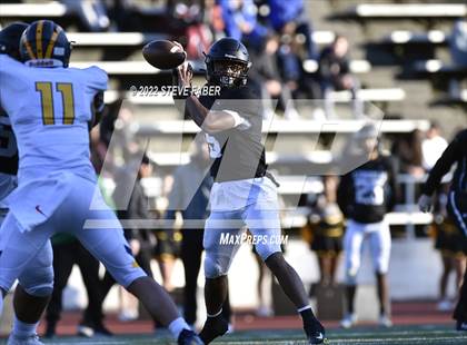 Thumbnail 3 in Bellevue @ Lincoln (WIAA 3A State Quarterfinal) photogallery.