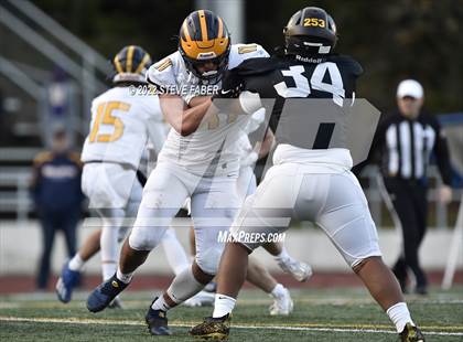 Thumbnail 2 in Bellevue @ Lincoln (WIAA 3A State Quarterfinal) photogallery.
