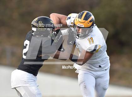 Thumbnail 1 in Bellevue @ Lincoln (WIAA 3A State Quarterfinal) photogallery.