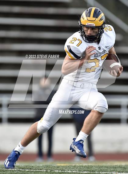 Thumbnail 1 in Bellevue @ Lincoln (WIAA 3A State Quarterfinal) photogallery.