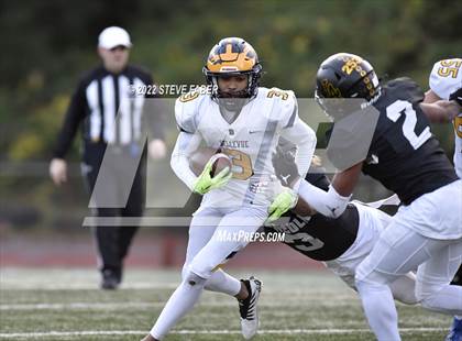 Thumbnail 3 in Bellevue @ Lincoln (WIAA 3A State Quarterfinal) photogallery.