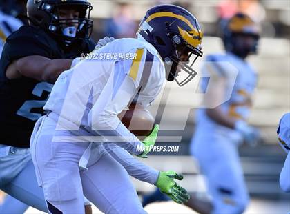 Thumbnail 2 in Bellevue @ Lincoln (WIAA 3A State Quarterfinal) photogallery.