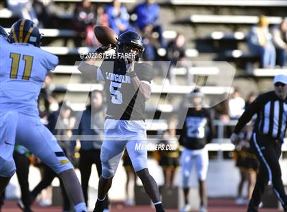 Thumbnail 1 in Bellevue @ Lincoln (WIAA 3A State Quarterfinal) photogallery.