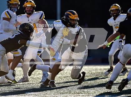 Thumbnail 2 in Bellevue @ Lincoln (WIAA 3A State Quarterfinal) photogallery.
