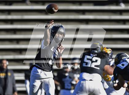 Thumbnail 1 in Bellevue @ Lincoln (WIAA 3A State Quarterfinal) photogallery.
