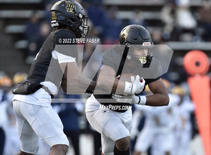Thumbnail 2 in Bellevue @ Lincoln (WIAA 3A State Quarterfinal) photogallery.