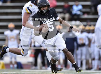 Thumbnail 1 in Bellevue @ Lincoln (WIAA 3A State Quarterfinal) photogallery.