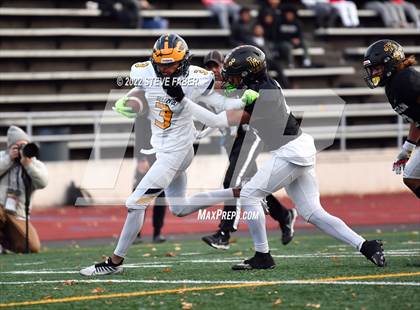 Thumbnail 3 in Bellevue @ Lincoln (WIAA 3A State Quarterfinal) photogallery.