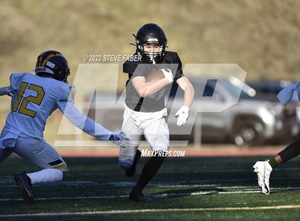Thumbnail 1 in Bellevue @ Lincoln (WIAA 3A State Quarterfinal) photogallery.