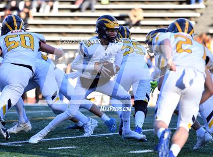 Thumbnail 3 in Bellevue @ Lincoln (WIAA 3A State Quarterfinal) photogallery.