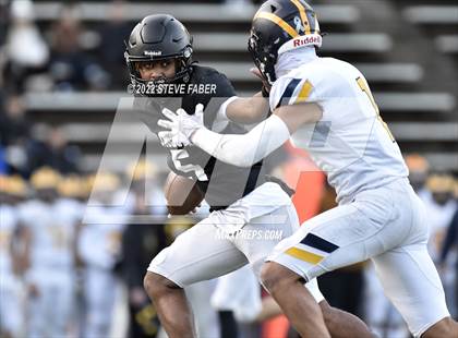 Thumbnail 2 in Bellevue @ Lincoln (WIAA 3A State Quarterfinal) photogallery.