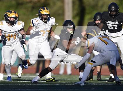 Thumbnail 3 in Bellevue @ Lincoln (WIAA 3A State Quarterfinal) photogallery.