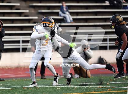 Thumbnail 3 in Bellevue @ Lincoln (WIAA 3A State Quarterfinal) photogallery.