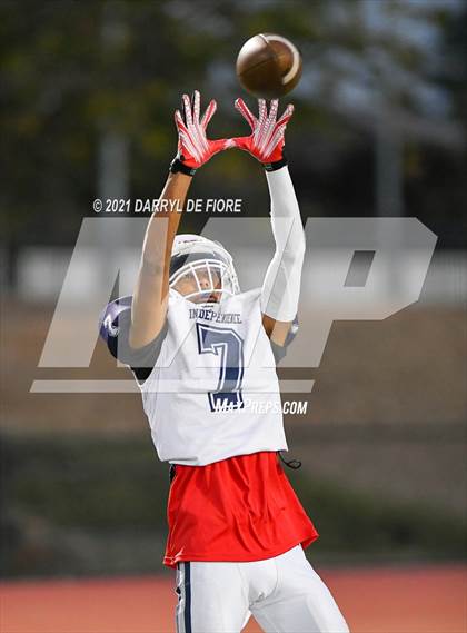Thumbnail 3 in Independence @ Branham photogallery.
