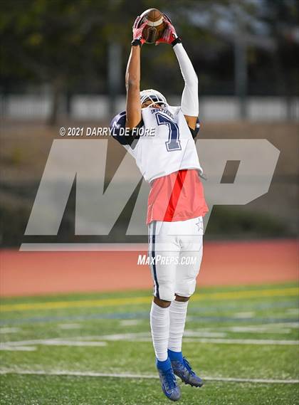 Thumbnail 1 in Independence @ Branham photogallery.
