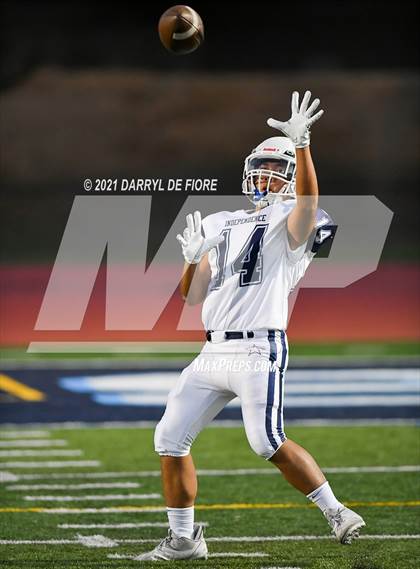 Thumbnail 1 in Independence @ Branham photogallery.