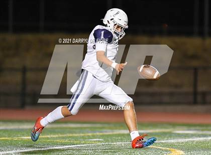 Thumbnail 2 in Independence @ Branham photogallery.