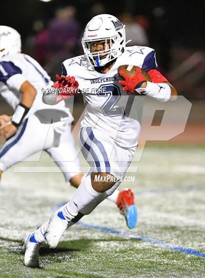 Thumbnail 2 in Independence @ Branham photogallery.