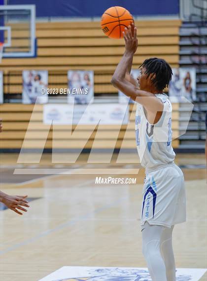 Thumbnail 1 in Eagle's Landing vs. Millbrook (Lemon Street Classic) photogallery.