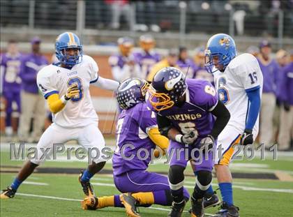 Thumbnail 3 in Tarboro vs. Carver (NCHSAA 2A Final) photogallery.