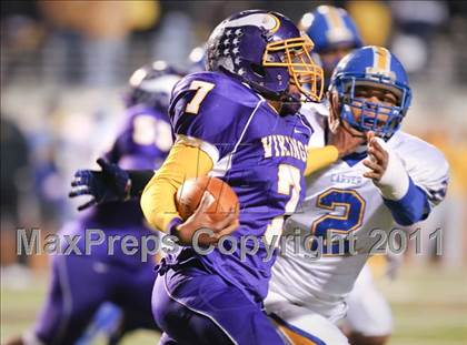 Thumbnail 3 in Tarboro vs. Carver (NCHSAA 2A Final) photogallery.