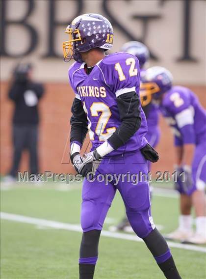 Thumbnail 1 in Tarboro vs. Carver (NCHSAA 2A Final) photogallery.
