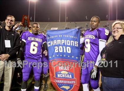Thumbnail 1 in Tarboro vs. Carver (NCHSAA 2A Final) photogallery.