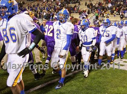 Thumbnail 3 in Tarboro vs. Carver (NCHSAA 2A Final) photogallery.