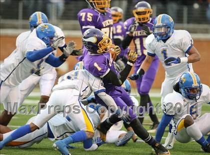 Thumbnail 2 in Tarboro vs. Carver (NCHSAA 2A Final) photogallery.