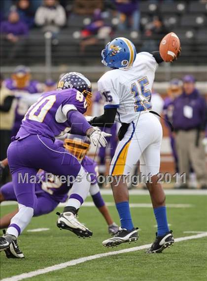 Thumbnail 2 in Tarboro vs. Carver (NCHSAA 2A Final) photogallery.