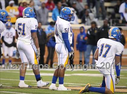 Thumbnail 3 in Tarboro vs. Carver (NCHSAA 2A Final) photogallery.