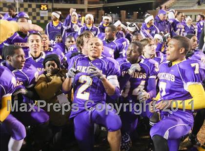 Thumbnail 2 in Tarboro vs. Carver (NCHSAA 2A Final) photogallery.