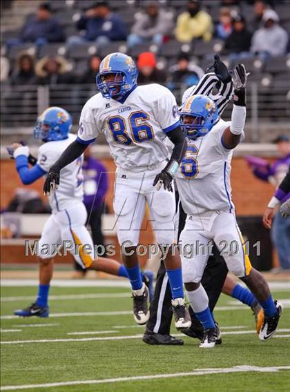 Thumbnail 2 in Tarboro vs. Carver (NCHSAA 2A Final) photogallery.